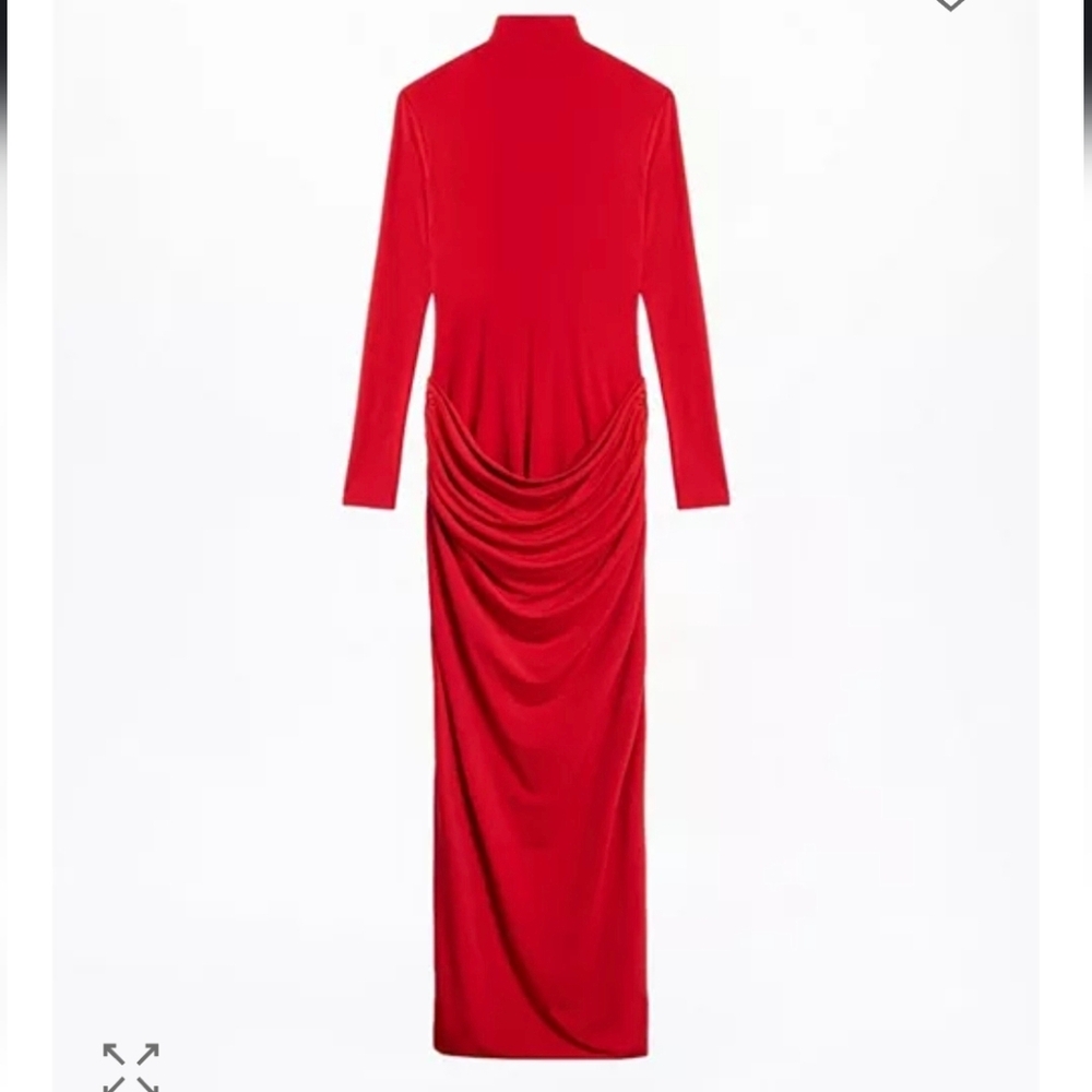 Chic Scarlet Long Sleeve Dress - Picture 8 of 9